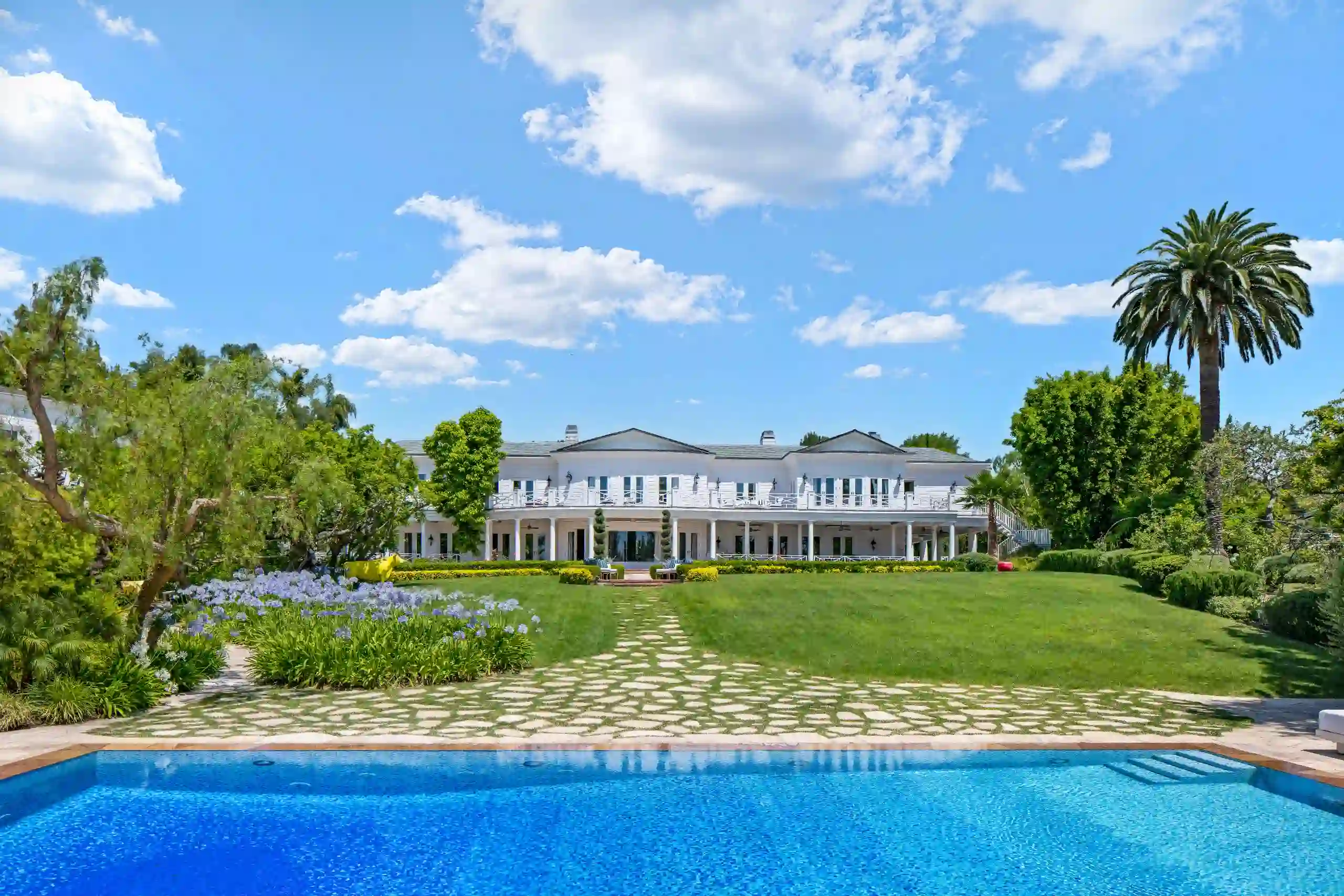 Maison Du Soleil — view 38